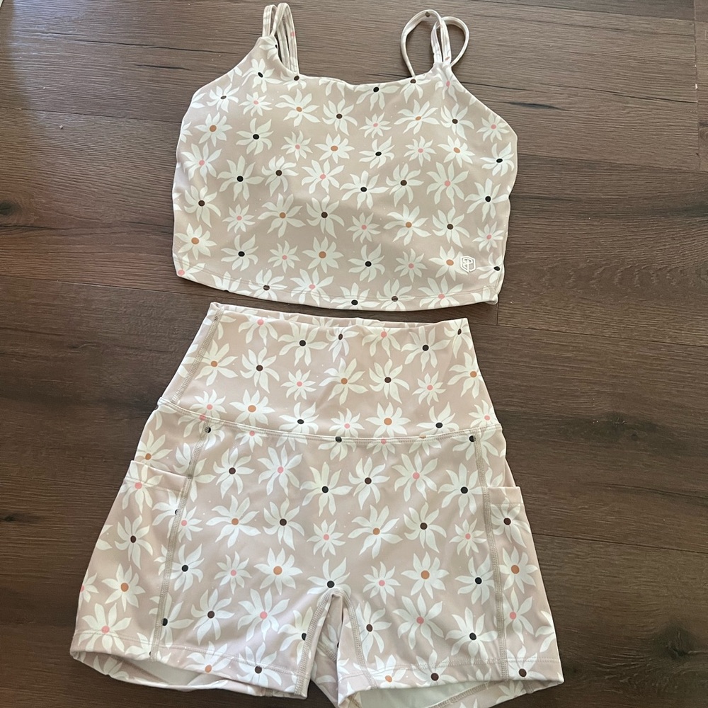 Born Primitive Floral Athletic Shorts and Top Set - Cream and Black